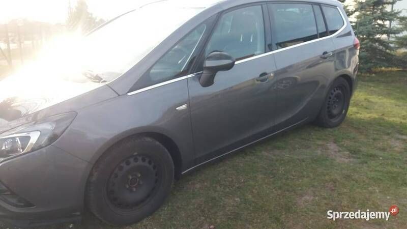 Używany Opel Zafira 2016 Szary Minivan