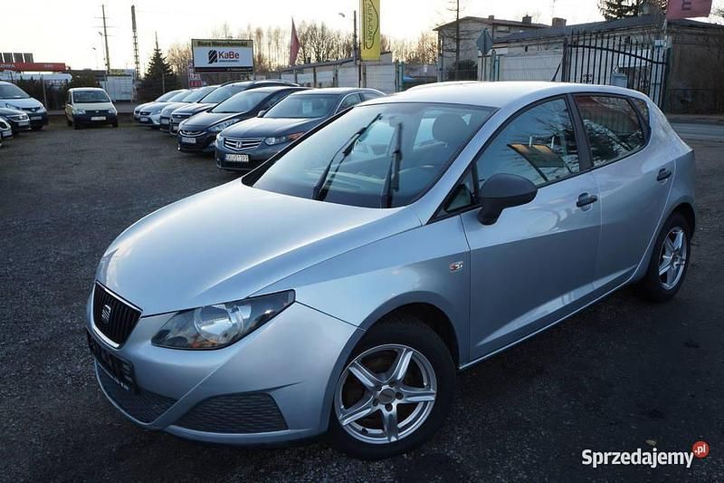 Srebrny Używany 2008 Seat Ibiza Hatchback | 14 900 zł (Uczciwa cena) - Obraz 1/4