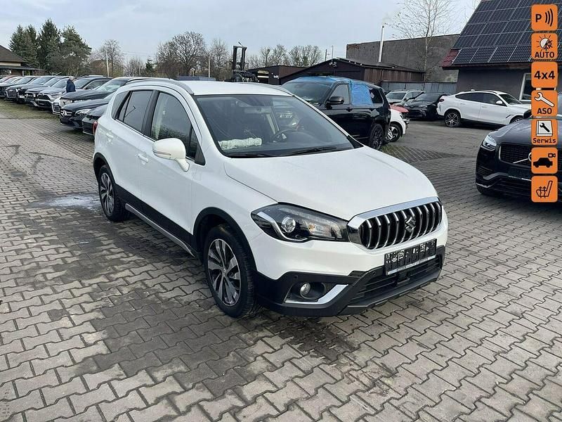Biały Używany 2020 Suzuki SX4 S-Cross SUV | 33 900 zł - Obraz 1/4