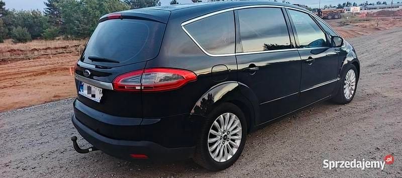 Czarny Używany 2011 Ford S-MAX S Minivan | 17 500 zł (Dobra cena) - Obraz 1/4