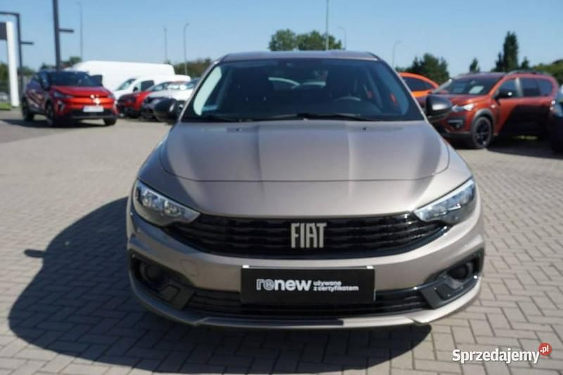 Beżowy Używany 2021 Fiat Tipo Sedan/Limuzyna | 44 900 zł (Uczciwa cena) - Obraz 1/4