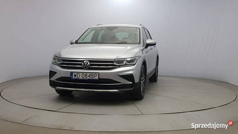 Srebrny Używany 2020 VW Tiguan Elegance SUV | 82 800 zł (Dobra cena) - Obraz 1/1