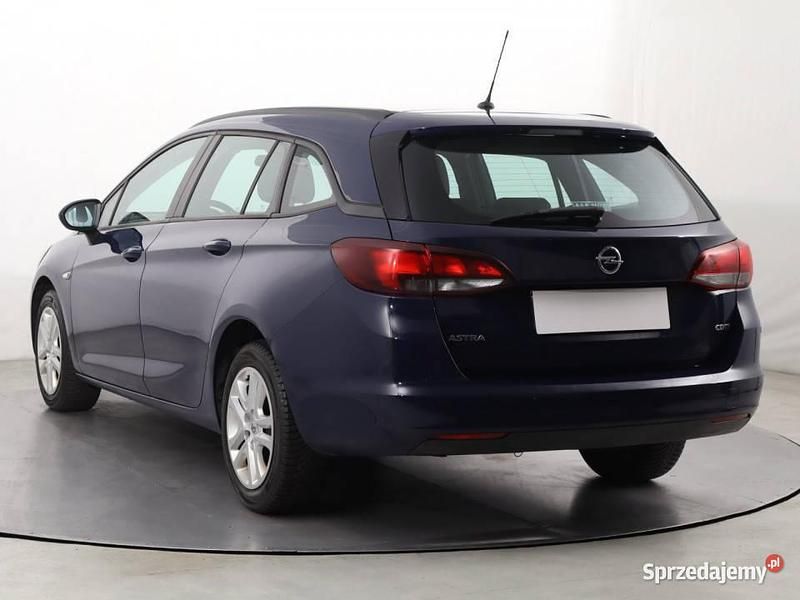 Używany Opel Astra 2017 Niebieski Kombi