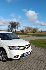 Używany Dodge Journey 287 KM (211 kW) 2017 Biały SUV