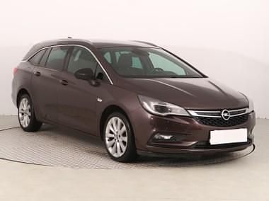 Brązowy Używany 2016 Opel Astra Kombi | 37 999 zł (Uczciwa cena) - Obraz 1/4
