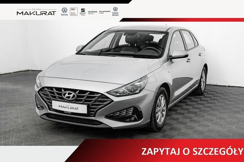 Używany Hyundai i30 110 KM (80 kW) 2022 Srebrny (metalik) Hatchback