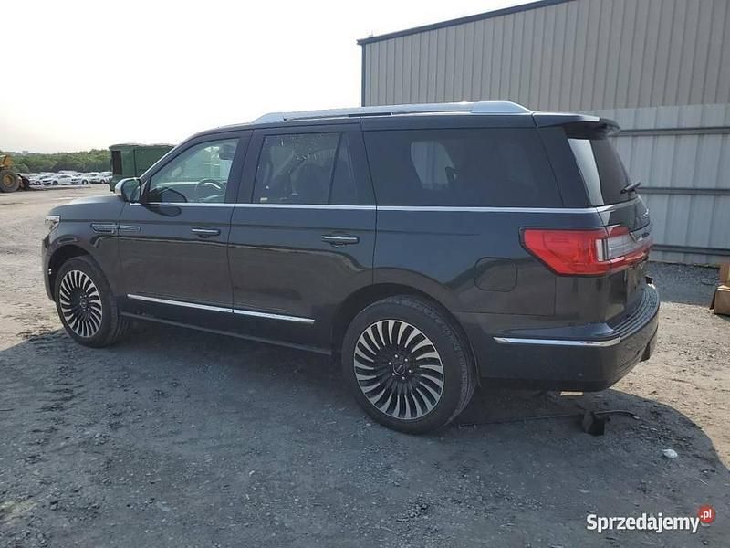 Czarny Używany 2021 Lincoln Navigator SUV | 103 000 zł - Obraz 1/4