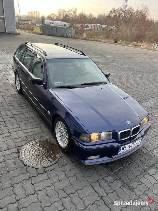 Granatowy Używany 1994 BMW 328 Sport Line Kombi | 24 000 zł - Obraz 1/4