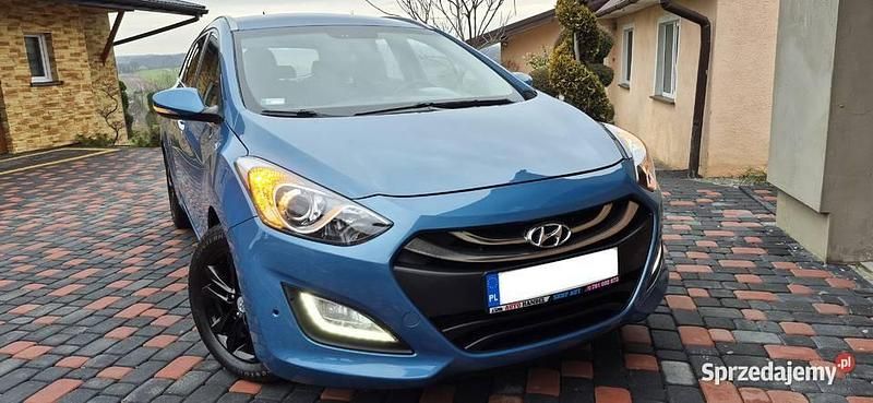Używany Hyundai i30 2013 Niebieski Kombi