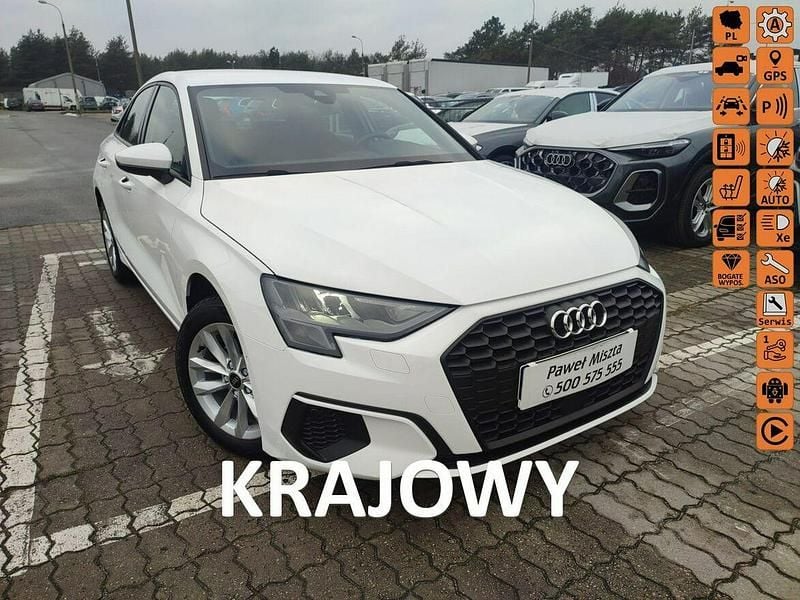 Biały (metalik) Używany 2023 Audi A3 Comfort SUV | 88 900 zł (Dobra cena) - Obraz 1/4