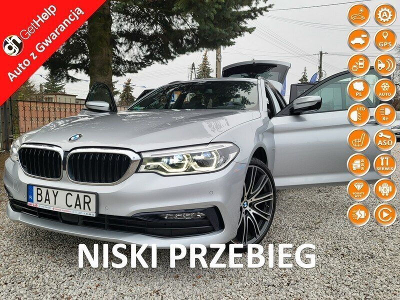 Srebrny Używany 2017 BMW 520 Sport Line Kombi | 133 000 zł - Obraz 1/4