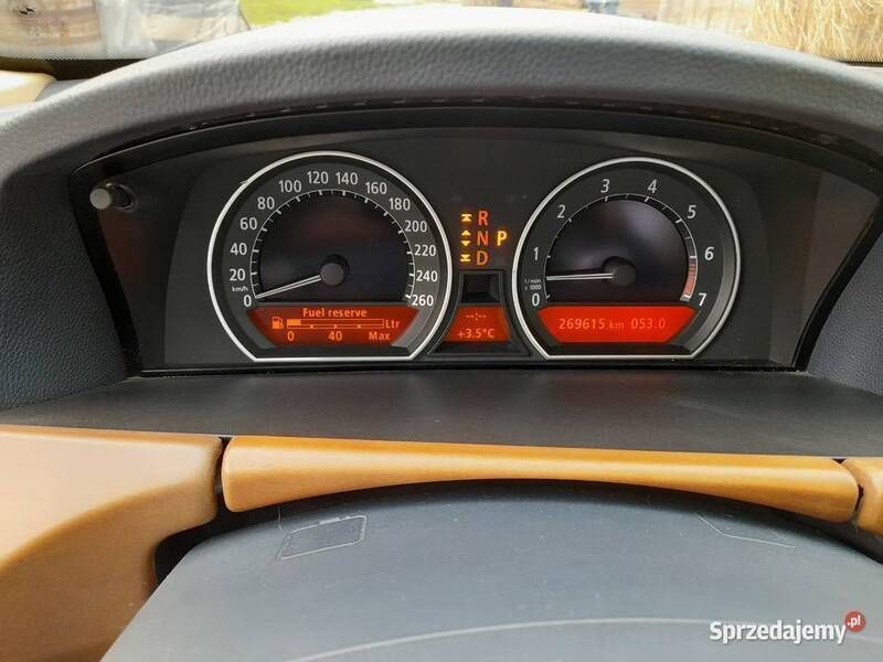 Używany BMW 745 2001 Granatowy Sedan/Limuzyna