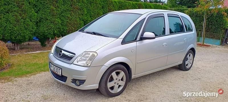 Srebrny Używany 2007 Opel Meriva Minivan | 16 800 zł (Drogi) - Obraz 1/4