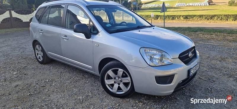 Srebrny Używany 2007 Kia Carens Minivan | 9500 zł (Super Cena) - Obraz 1/4