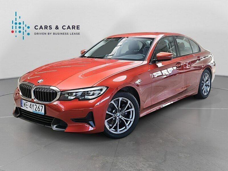 Brązowy (metalik) Używany 2021 BMW 318 Sedan/Limuzyna | 119 900 zł (Drogi) - Obraz 1/4