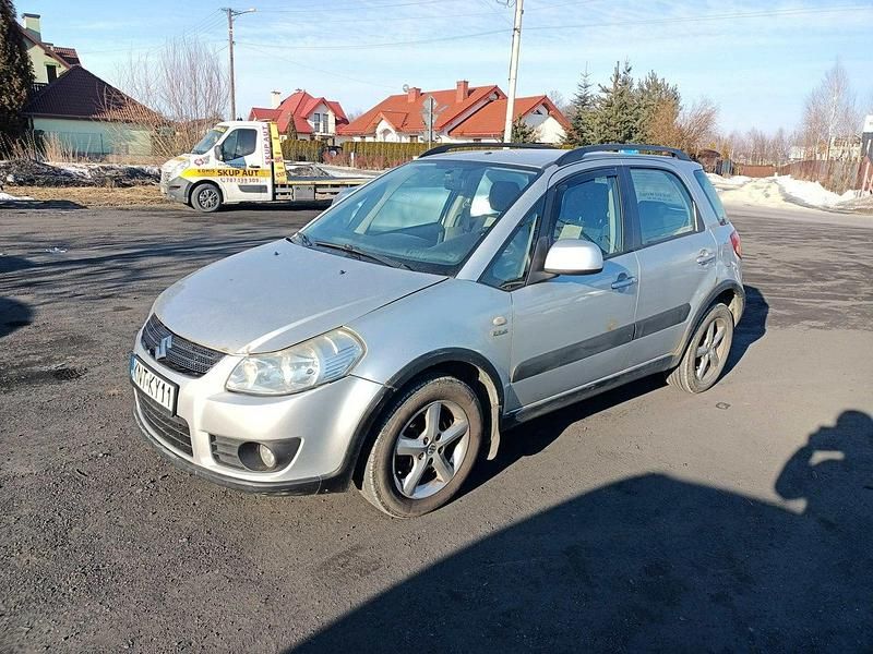 Srebrny Używany 2006 Suzuki SX4 Hatchback | 5950 zł (Dobra cena) - Obraz 1/4
