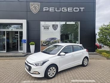 Biały Używany 2018 Hyundai i20 Classic | 34 900 zł (Dobra cena) - Obraz 1/4