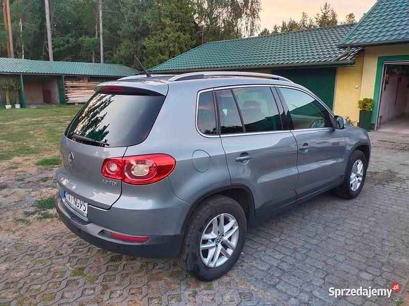 Niebieski Używany 2009 VW Tiguan SUV | 30 000 zł (Uczciwa cena) - Obraz 1/4