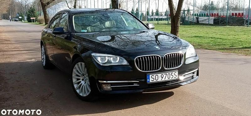 Czarny Używany 2012 BMW 730 Sedan/Limuzyna | 74 900 zł (Uczciwa cena) - Obraz 1/4