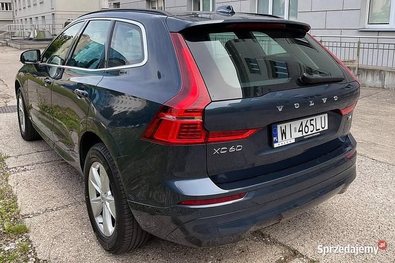 Granatowy Używany 2021 Volvo XC60 SUV | 158 000 zł (Uczciwa cena) - Obraz 1/4