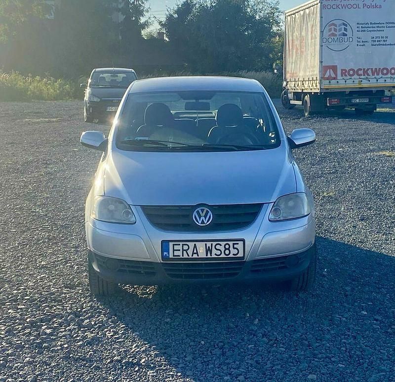 Srebrny Używany 2007 VW Fox Hatchback | 2490 zł (Dobra cena) - Obraz 1/4
