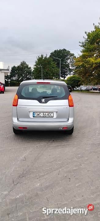 Używany Peugeot 5008 2010 Srebrny Minivan