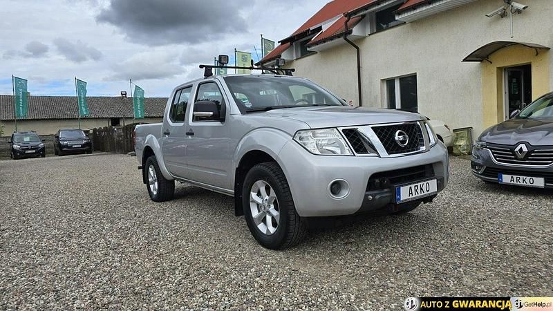 Srebrny (metalik) Używany 2011 Nissan Navara Pickup | 41 900 zł (Dość drogi) - Obraz 1/4