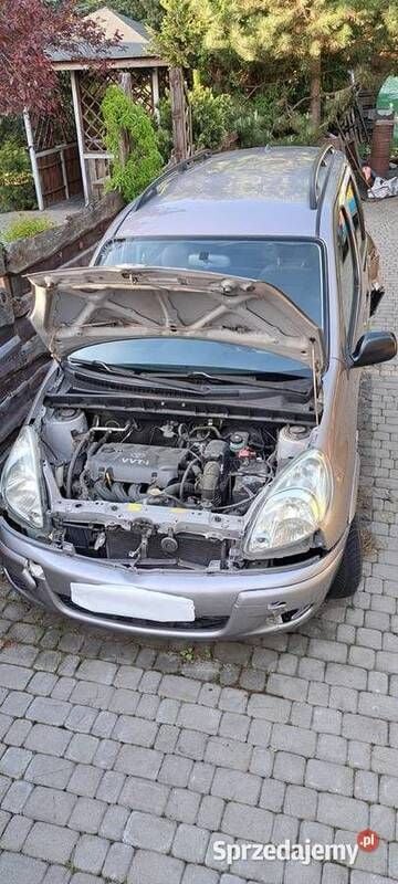 Używany Toyota Yaris 87 KM (63 kW) 2003 Kombi