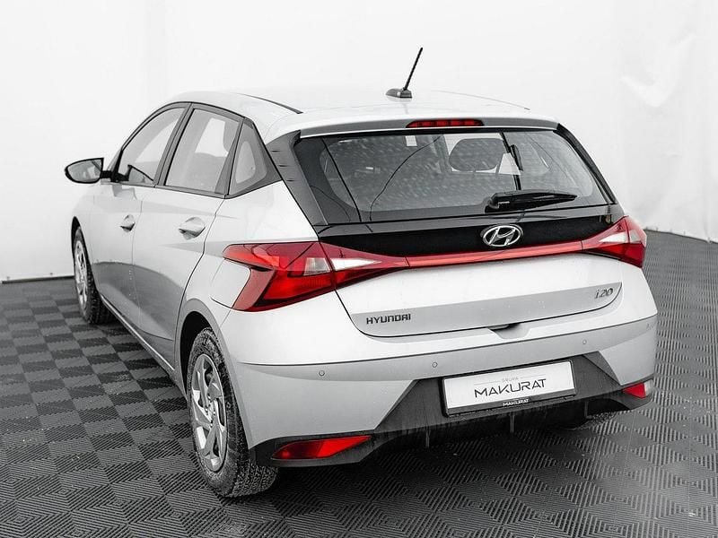 Używany Hyundai i20 84 KM (61 kW) 2022 Srebrny (metalik) Hatchback