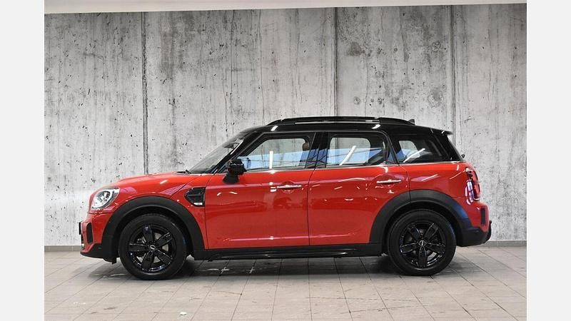 Używany Mini Cooper Countryman 136 KM (100 kW) 2022 Chili red SUV