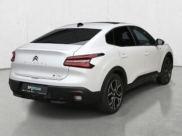 Używany Citroën e-C4 Shine 100 kW (136 KM) 2023 Biały Sedan/Limuzyna