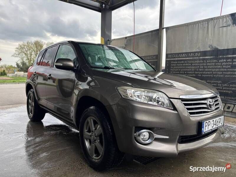 Złoty Używany 2009 Toyota RAV4 SUV | 35 700 zł (Uczciwa cena) - Obraz 1/4