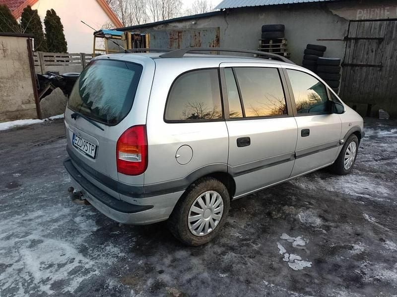 Srebrny Używany 2002 Opel Zafira Minivan | 1500 zł (Uczciwa cena) - Obraz 1/4