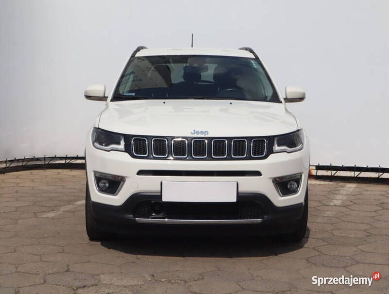 Biały Używany 2019 Jeep Compass SUV | 75 999 zł (Uczciwa cena) - Obraz 1/4