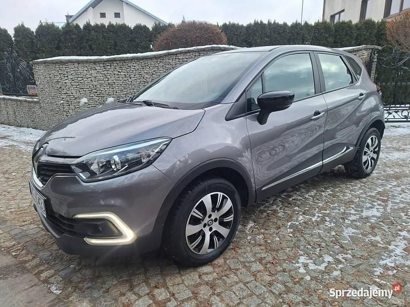 Brązowobeżowy Używany 2017 Renault Captur Experience SUV | 39 900 zł (Uczciwa cena) - Obraz 1/4