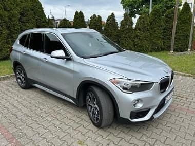 Srebrny Używany 2018 BMW X1 SUV | 66 000 zł (Super Cena) - Obraz 1/4