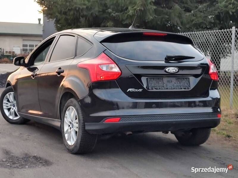 Używany Ford Focus 2011 Czarny Hatchback