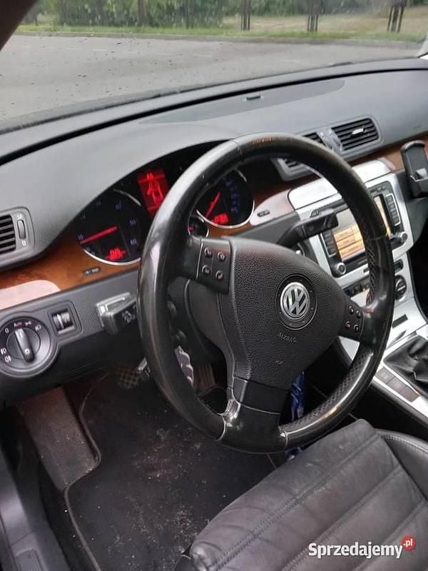 Używany VW Passat 2008 Czarny Kombi