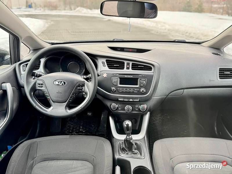 Używany Kia Ceed 2017 Grafitowy Hatchback