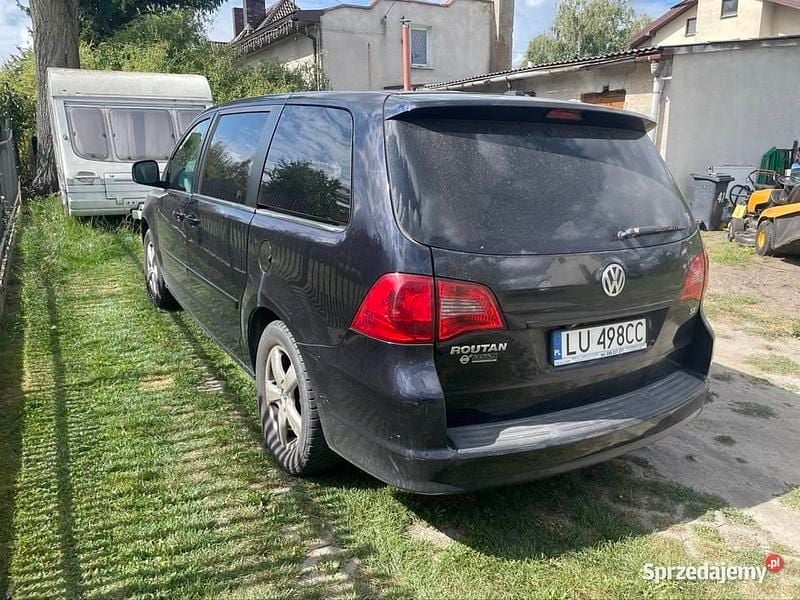 Niebieski Używany 2010 VW Routan Van | 21 500 zł - Obraz 1/4