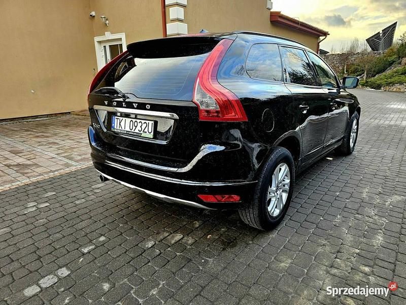Używany Volvo XC60 136 KM (100 kW) 2014 Srebrny SUV