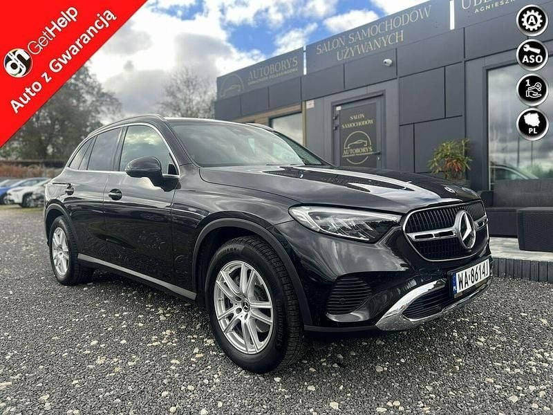 Używany Mercedes GLC220 204 KM (150 kW) 2024 Czarny (metalik) SUV