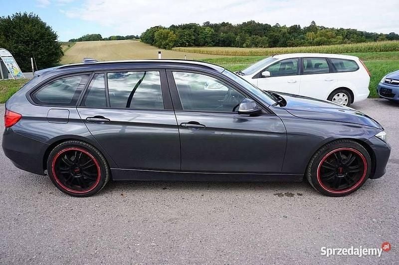 Używany BMW 318 2014 Kombi