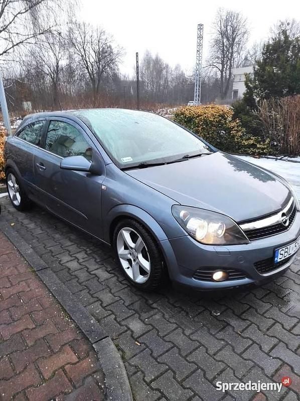 Używany Opel Astra GTC 2007 Szary Hatchback