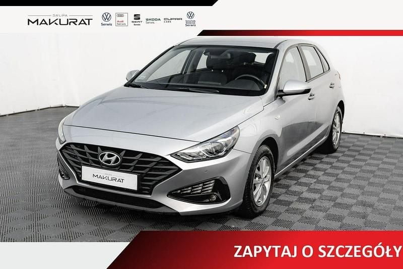 Używany Hyundai i30 110 KM (80 kW) 2022 Srebrny (metalik) Hatchback