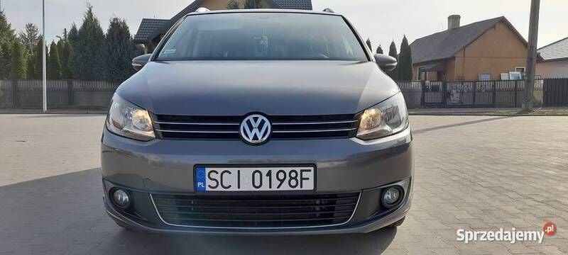 Grafitowy Używany 2011 VW Touran Minivan | 22 550 zł (Dobra cena) - Obraz 1/4