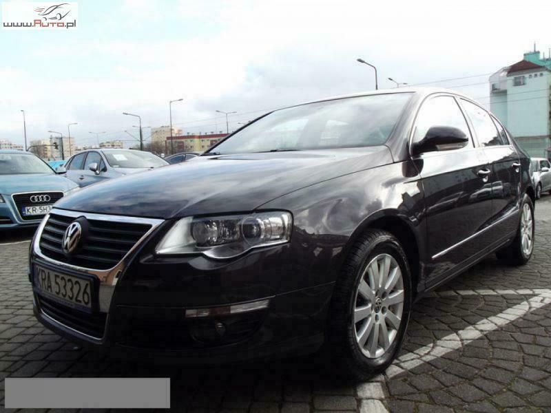 Szary Używany 2010 VW Passat Sedan/Limuzyna | 38 900 zł - Obraz 1/4