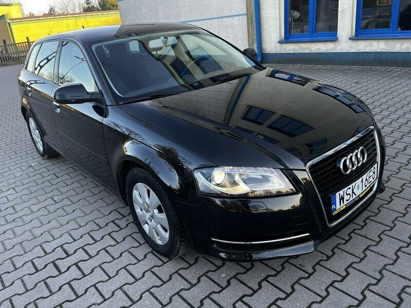 Czarny (metalik) Używany 2012 Audi A3 Hatchback | 19 900 zł (Dobra cena) - Obraz 1/4