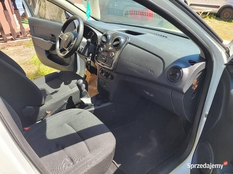Używany Dacia Sandero 73 KM (53 kW) 2020 Biały Hatchback