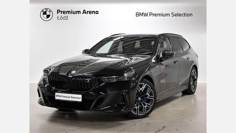 Czarny szafir metalizowany Używany 2024 BMW i5 Comfort Edition Sedan/Limuzyna | 309 900 zł - Obraz 1/3
